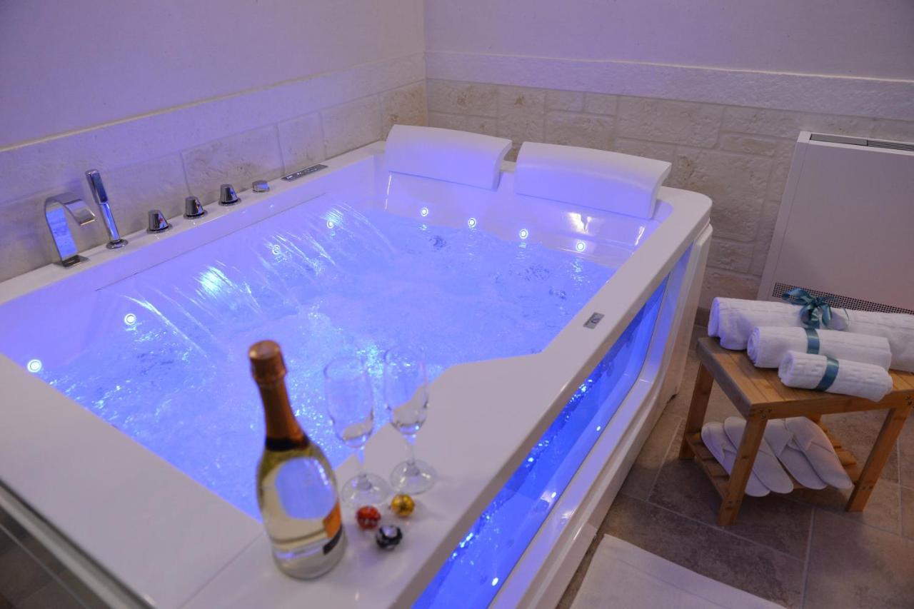 Suite Laurel Spa Con Idromassaggio Fasano Dış mekan fotoğraf
